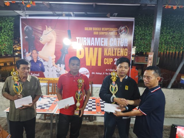catur 2 catur pwi kalteng