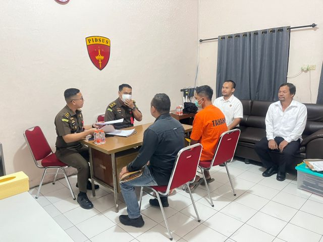 kades 2 Kades Bahanei